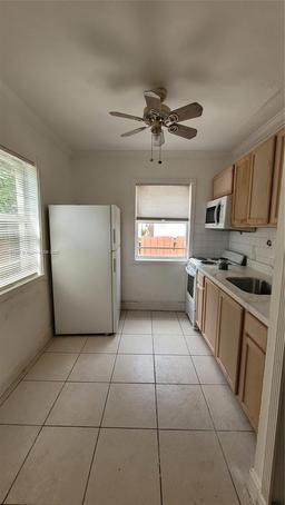 Picture of 7636 Abbott Ave # 4, Miami Beach, FL 33141