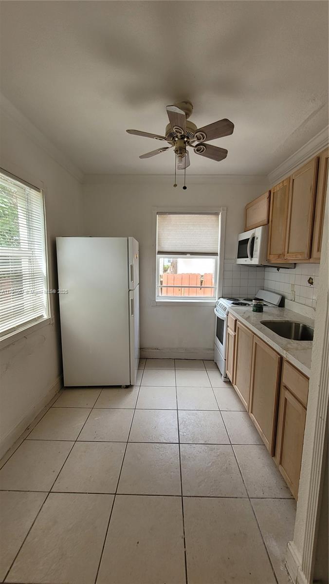 Picture of 7636 Abbott Ave # 4, Miami Beach FL 33141