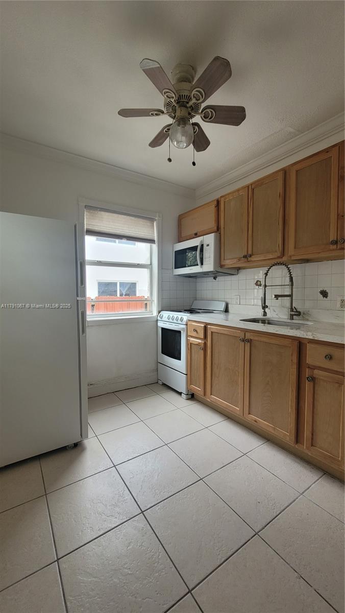 Picture of 7636 Abbott Ave # 4, Miami Beach FL 33141