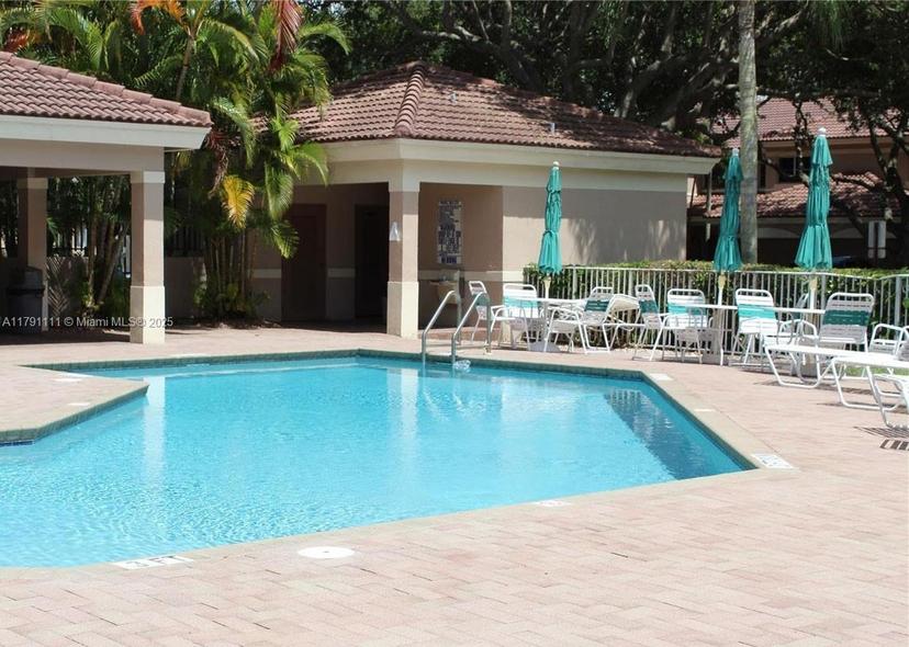 Picture of 2405 NW 97Th Ter, Pembroke Pines FL 33024