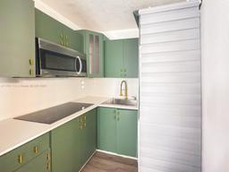 Picture of 7928 Harding Ave # 2, Miami Beach, FL 33141