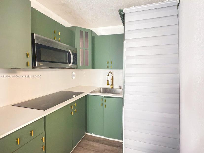 Picture of 7928 Harding Ave # 2, Miami Beach FL 33141