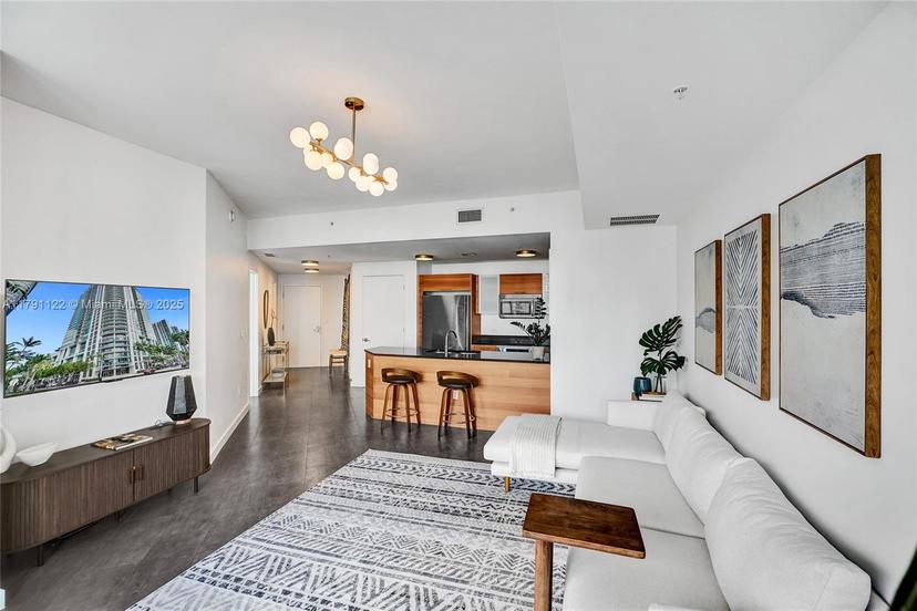 Picture of 3301 NE 1St Ave # H2006, Miami FL 33137