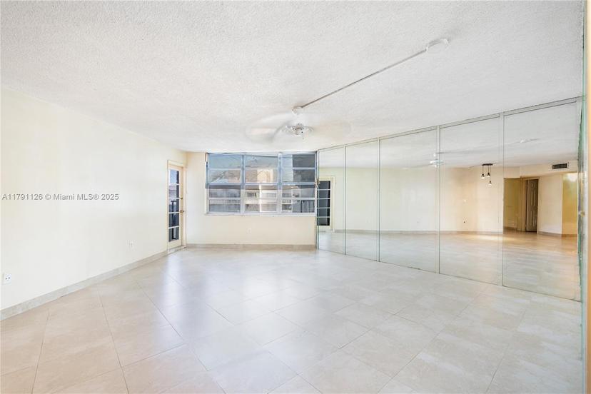 Picture of 2750 NE 183Rd St # 2012, Aventura FL 33160