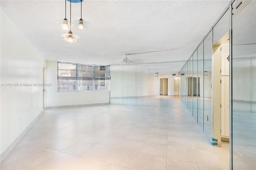 Picture of 2750 NE 183Rd St # 2012, Aventura FL 33160