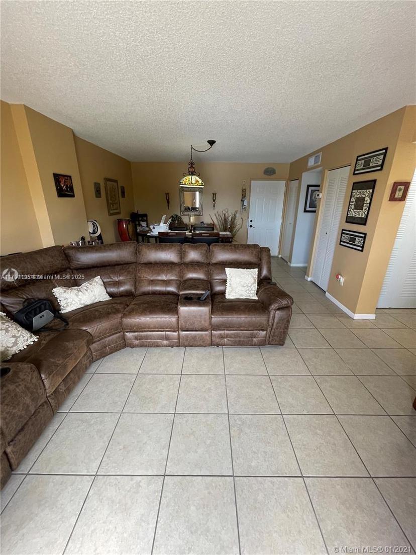 Picture of 8240 SW 210Th St # 214, Cutler Bay FL 33189