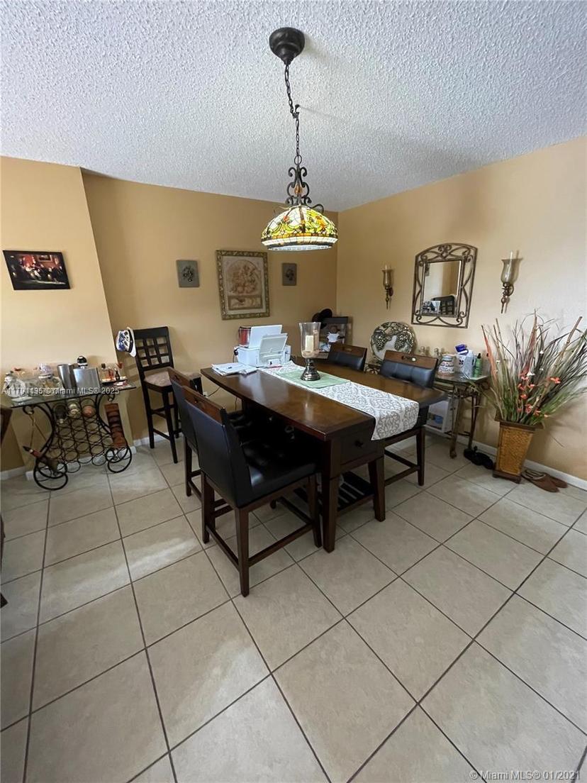 Picture of 8240 SW 210Th St # 214, Cutler Bay FL 33189