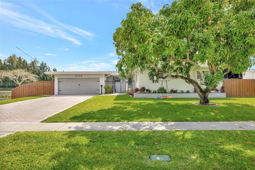 Picture of 5136 SW 90Th Ave, Cooper City FL 33328