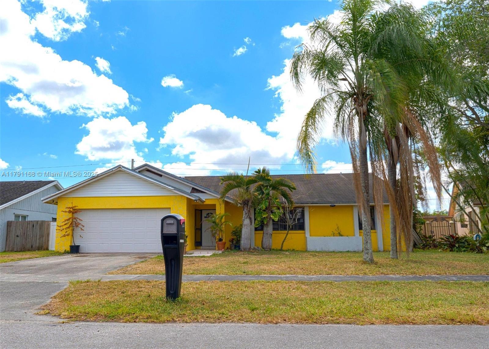 Picture of 16480 SW 299Th Dr, Homestead, FL 33033