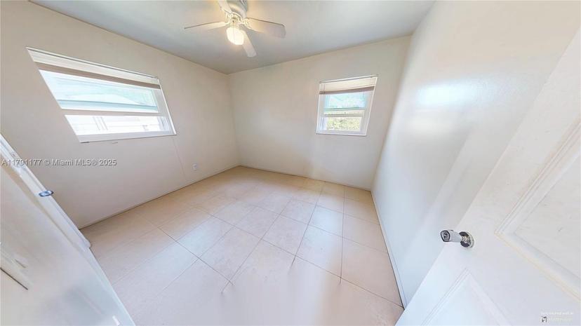 Picture of 1780 NW 6Th Ter, Pompano Beach FL 33060