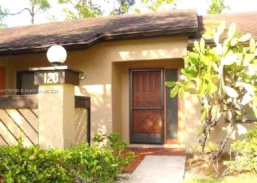 Picture of 120 Roselle Ct, Royal Palm Beach FL 33411