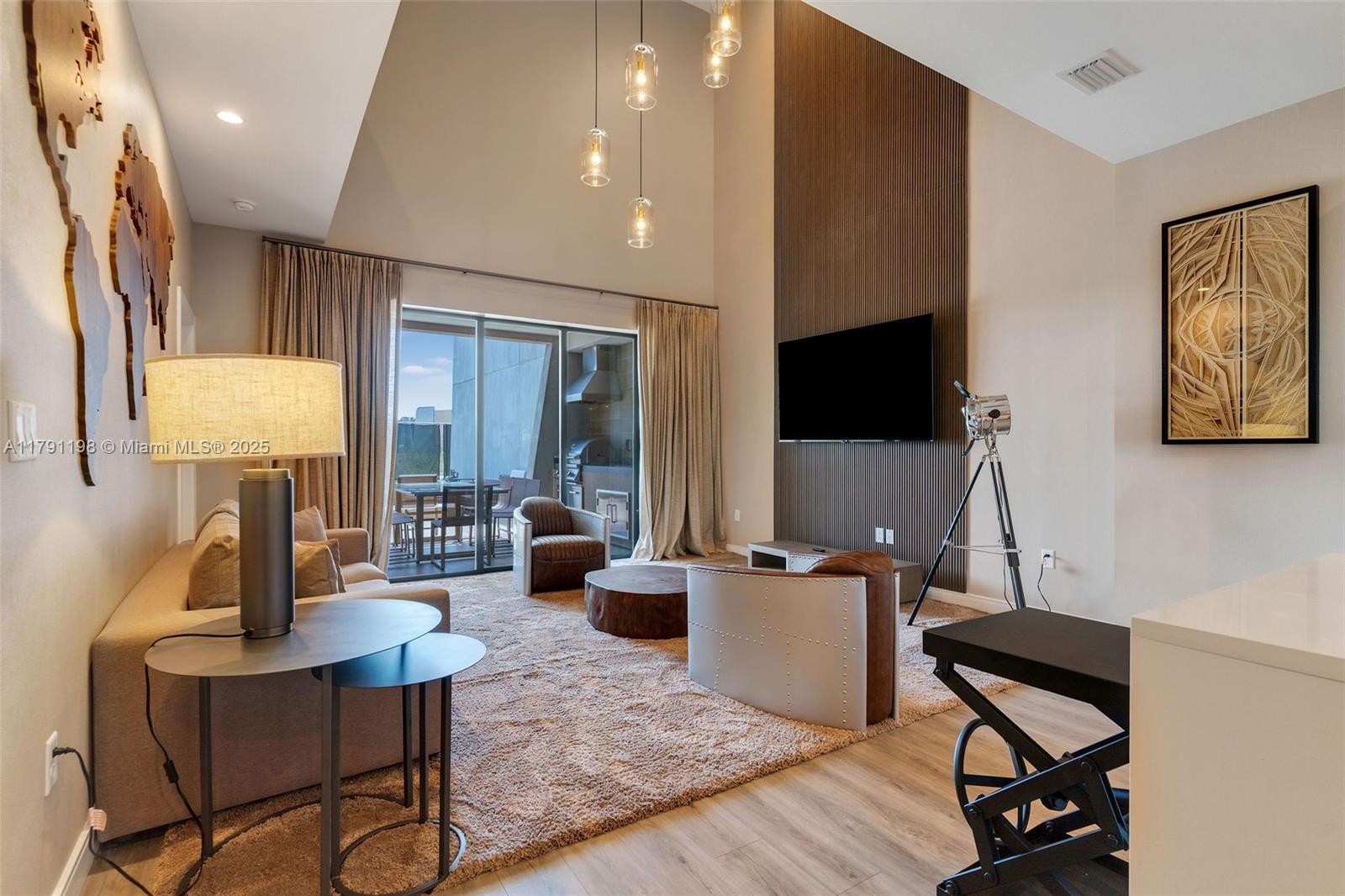 Picture of 5552 Torino Road # 5552, Kissimmee, FL 34746