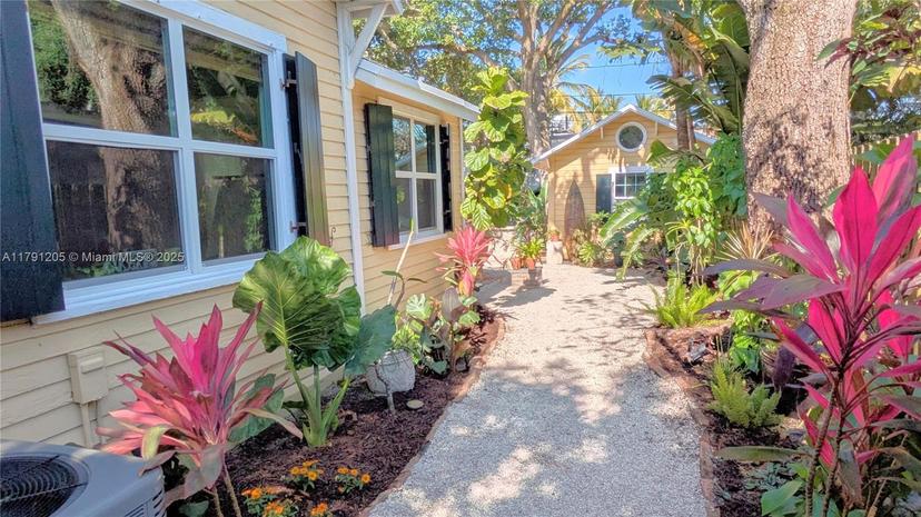 Picture of 550 SW 13Th Ave, Fort Lauderdale FL 33312