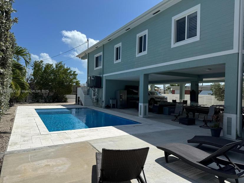 Picture of 16 N Channel Dr, Key Largo FL 33037