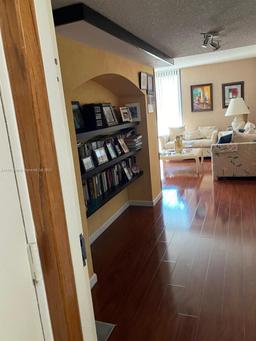 Picture of 18181 NE 31St Ct # 506, Aventura, FL 33160