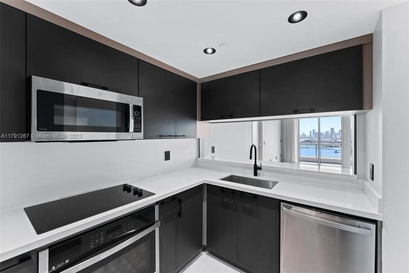 Picture of 540 West Ave # 2211, Miami Beach FL 33139