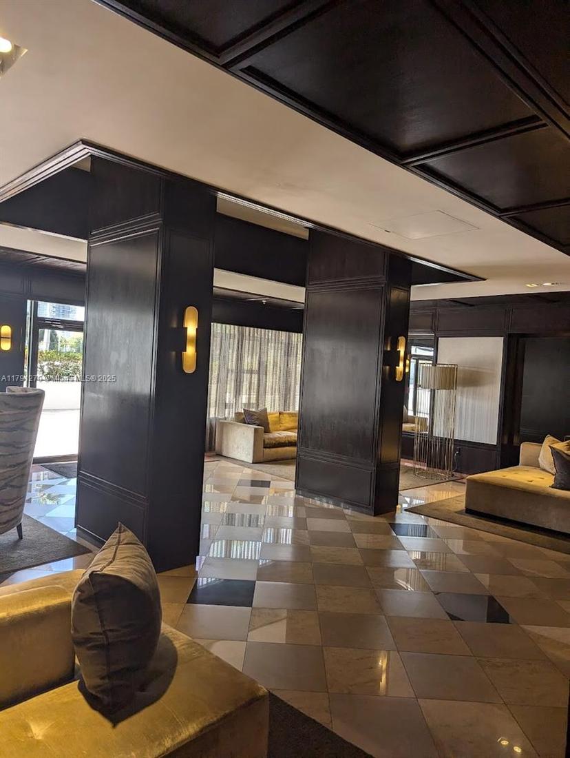 Picture of 600 NE 36Th St # 1804, Miami FL 33137