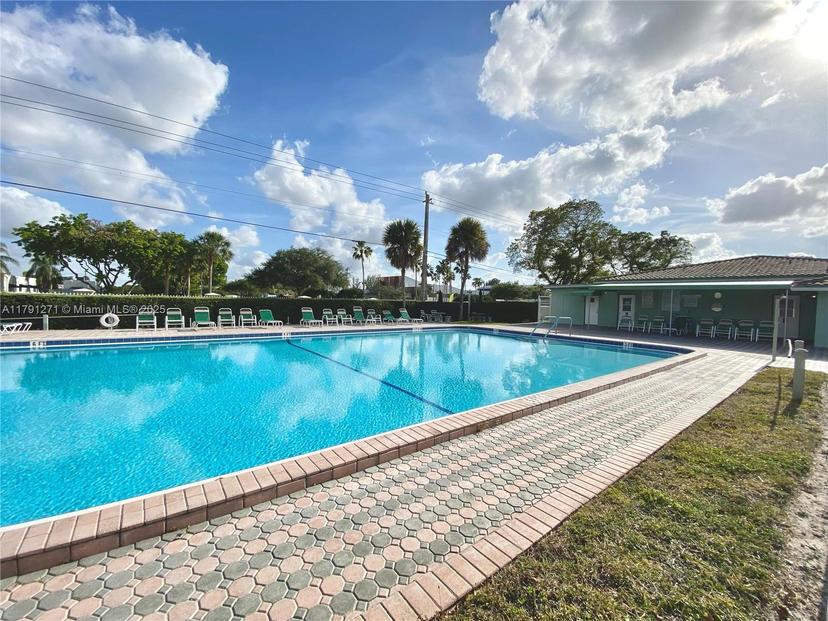 Picture of 5810 NW 82Nd Ter, Tamarac FL 33321
