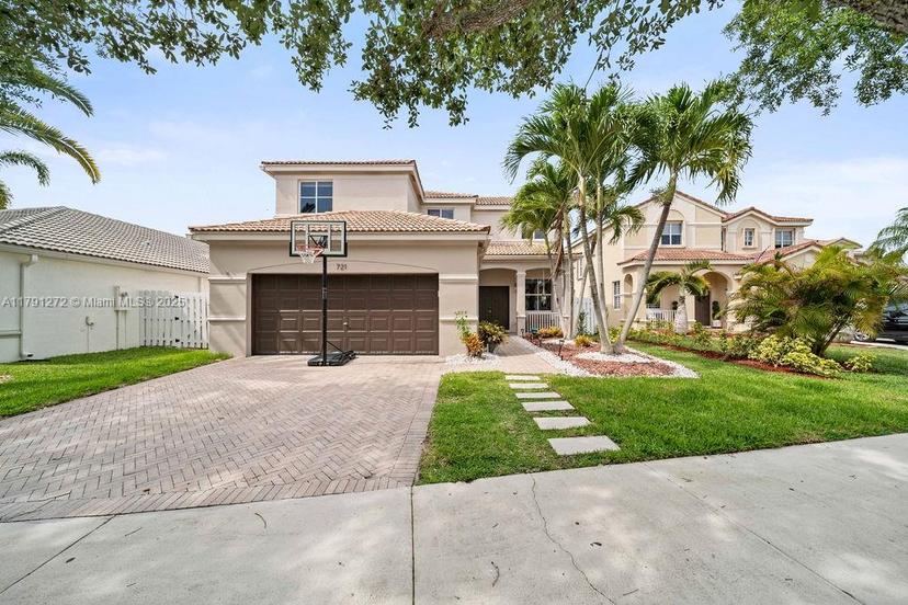 Picture of 721 Tanglewood Cir, Weston FL 33327