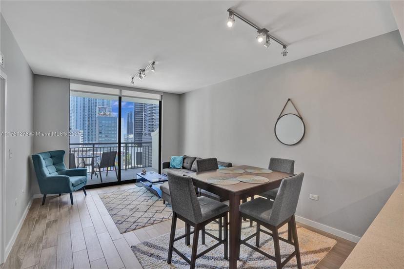 Picture of 999 SW 1St Ave # 1710, Miami FL 33130