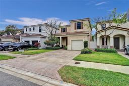 Picture of 760 NE 193Rd Ter, Miami, FL 33179