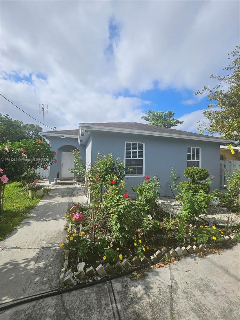 Picture of 3028 NW 95Th St, Miami FL 33147