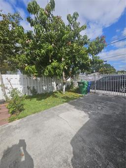 Picture of 3028 NW 95Th St, Miami, FL 33147