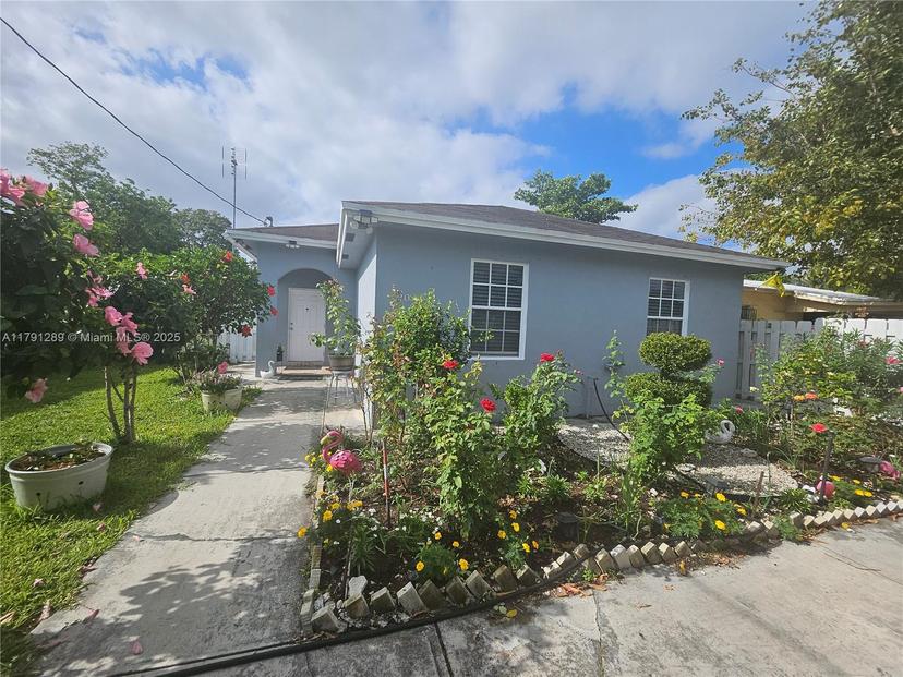 Picture of 3028 NW 95Th St, Miami FL 33147
