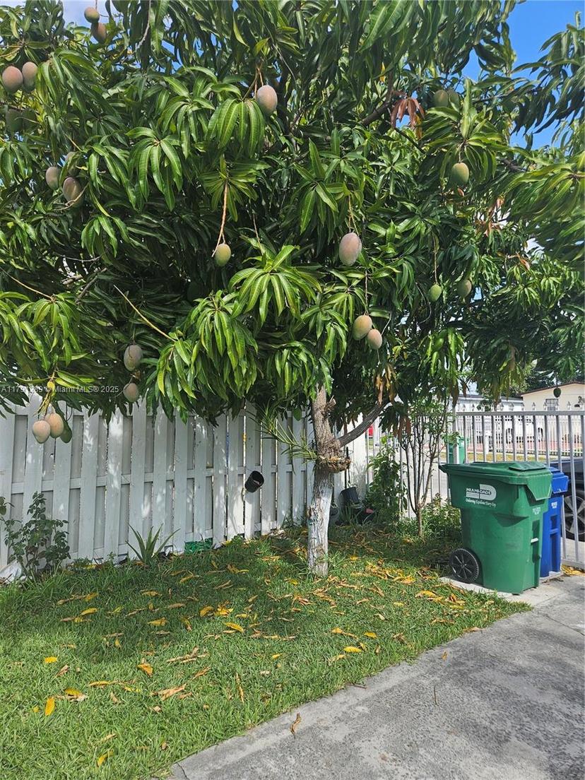 Picture of 3028 NW 95Th St, Miami FL 33147