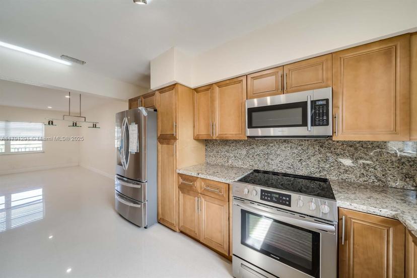 Picture of 2600 S Ocean Dr # S314, Hollywood FL 33019