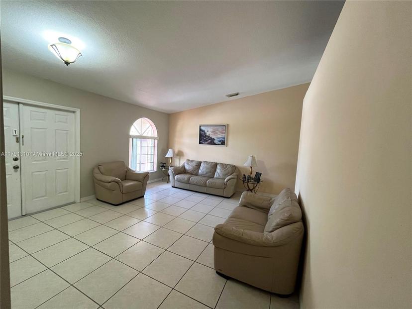 Picture of 17970 SW 152Nd Ave, Miami FL 33187
