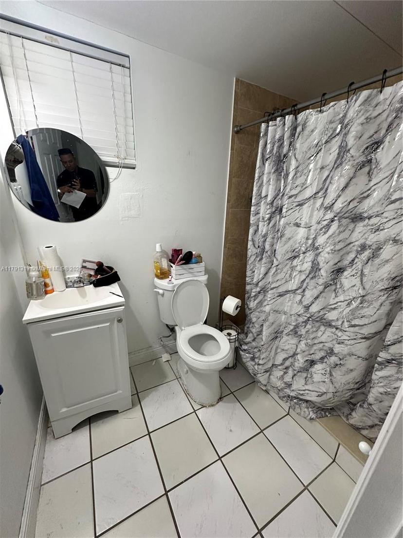 Picture of 3354 NW 50Th St, Miami FL 33142