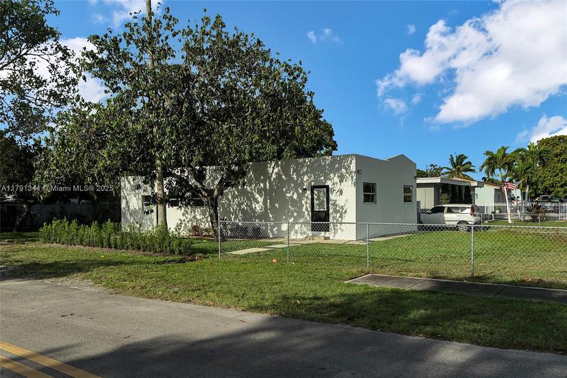 Picture of 1046 Jann Ave, Opa-Locka FL 33054
