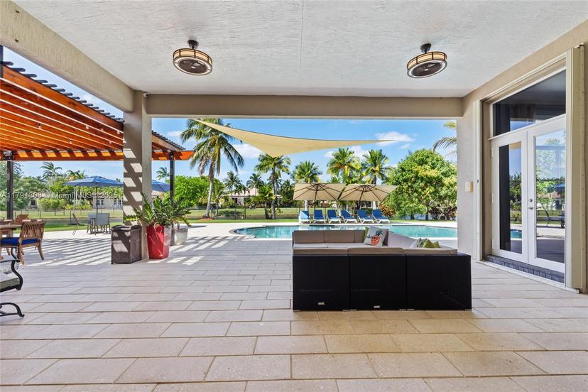 Picture of 13003 SW 41St St, Davie FL 33330