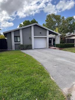 Picture of 13686 SW 116Th Ln, Miami, FL 33186