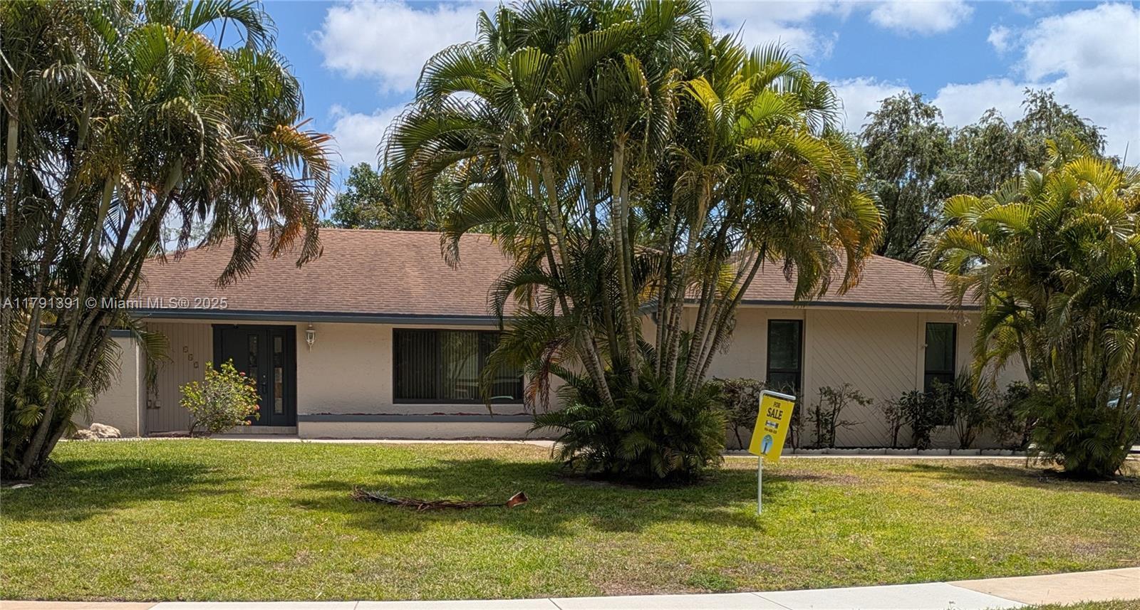 Picture of 142 Sulky Way, Wellington, FL 33414