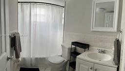 Picture of 30 SE 4Th Ave # 211, Hallandale Beach, FL 33009