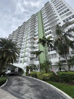Picture of 2150 Sans Souci Blvd # B611, North Miami, FL 33180