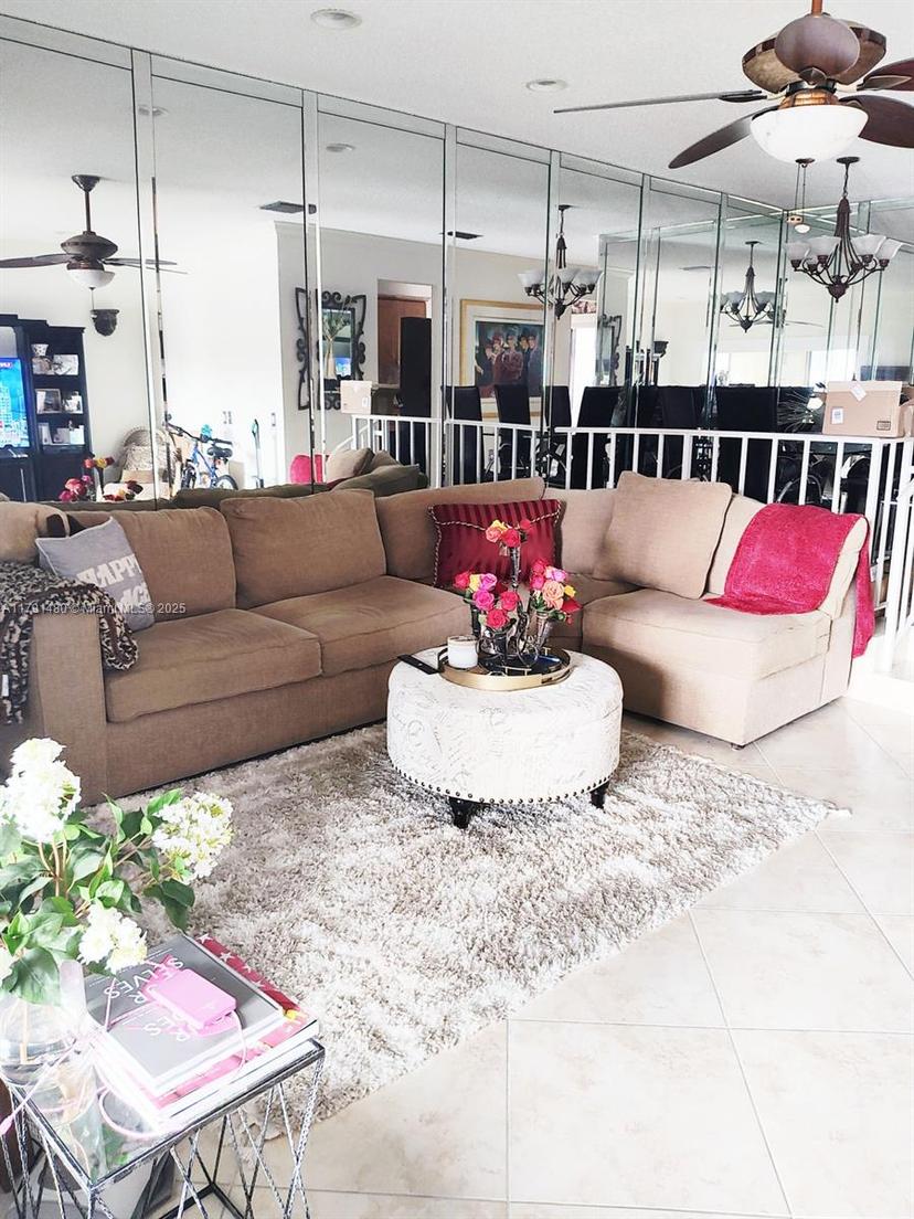 Picture of 21338 Juego Cir # 11C, Boca Raton FL 33433