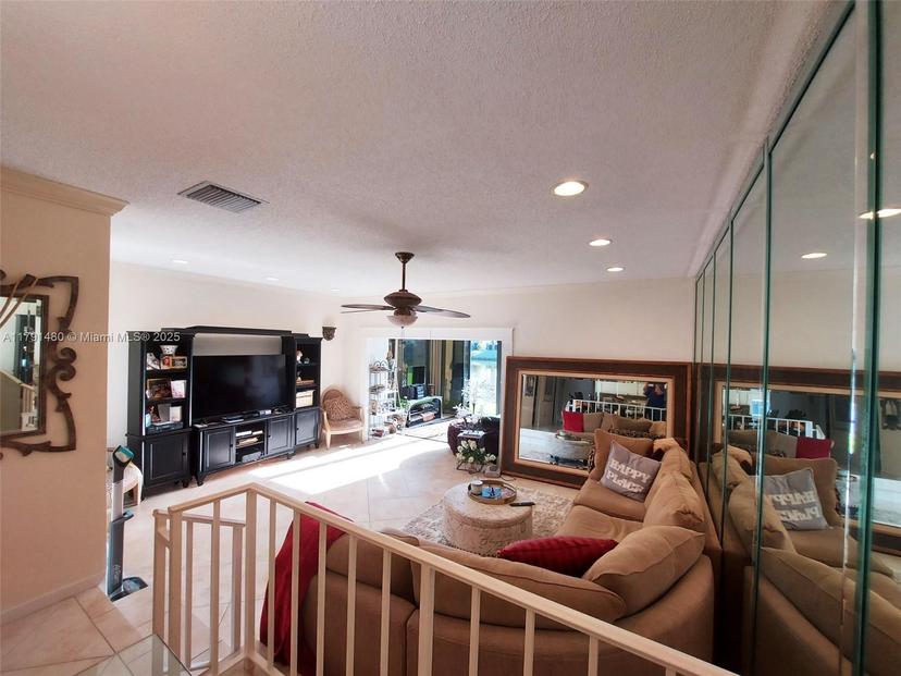 Picture of 21338 Juego Cir # 11C, Boca Raton FL 33433