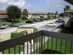 Picture of 10106 Twin Lakes Dr # I, Coral Springs, FL 33071