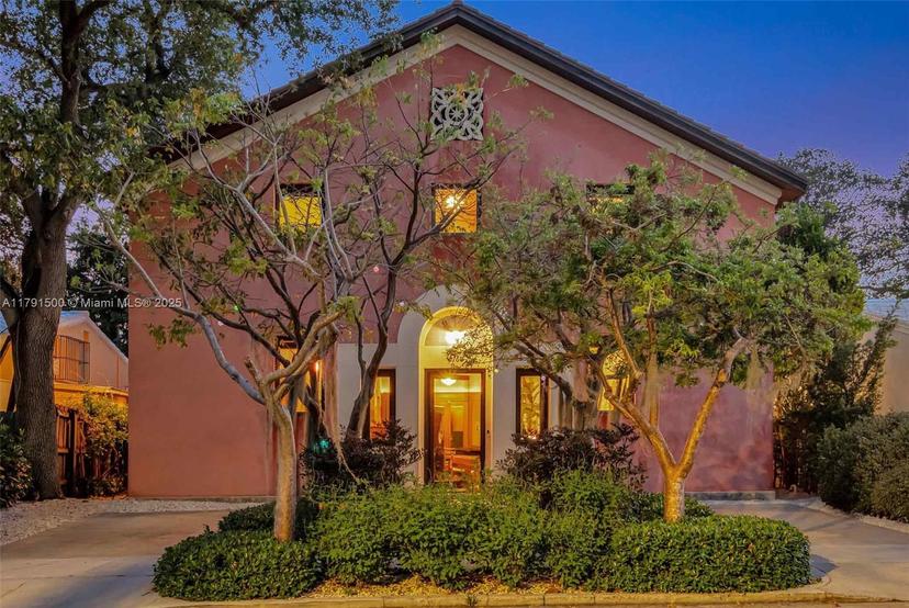 Picture of 2760 Kirk St, Coconut Grove FL 33133