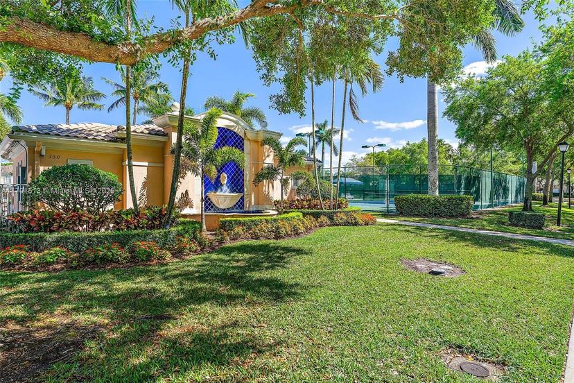 Picture of 223 Fortuna Dr, Palm Beach Gardens FL 33410