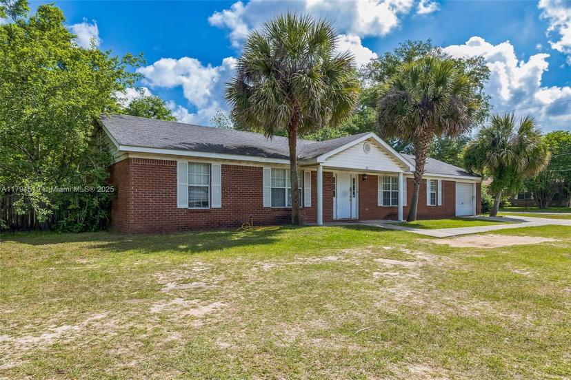 Picture of 396 Hancock Ln, Other City - In The State Of Florida FL 32503