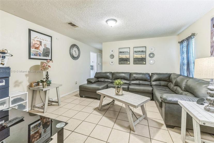 Picture of 396 Hancock Ln, Other City - In The State Of Florida FL 32503