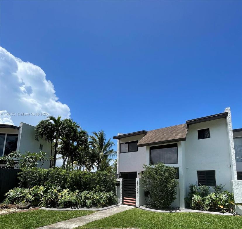 Picture of 11377 SW 65Th St, Miami FL 33173