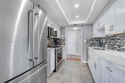 Picture of 2881 NE 33Rd Ct # 7E, Fort Lauderdale, FL 33306