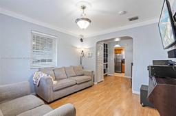Picture of 1245 NW 117Th St, Miami, FL 33167