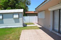Picture of 1124 NE 3Rd St, Hallandale Beach, FL 33009