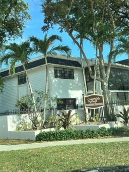 Picture of 19055 NW 62Nd Ave # 212, Hialeah, FL 33015